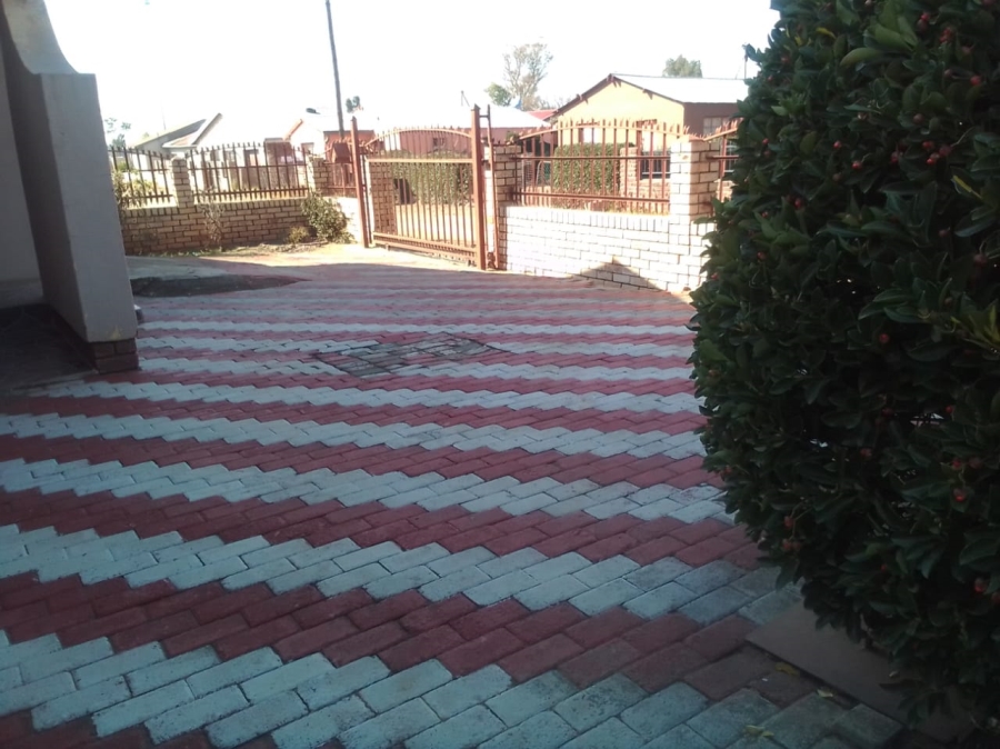 3 Bedroom Property for Sale in Dukathole Eastern Cape